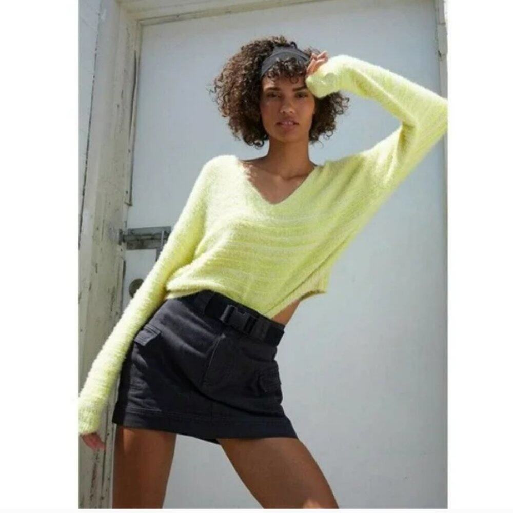 KENDALL & KYLIE Fuzzy Horizontal Dolman Sweater